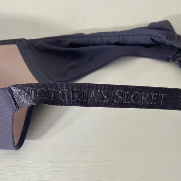 Victoria's Secret Bra - Picture 3 of 3